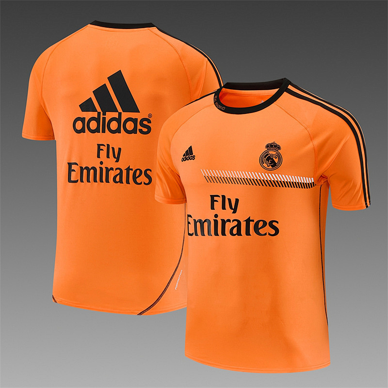 Real Madrid trainingspak beige foto 15