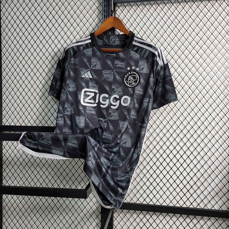 Ajax thuistenue 26/27 foto 12