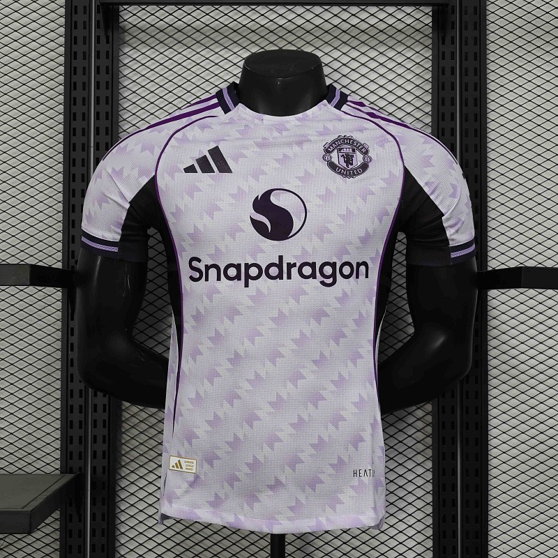 Manchester United thuistenue 26/27 foto 6
