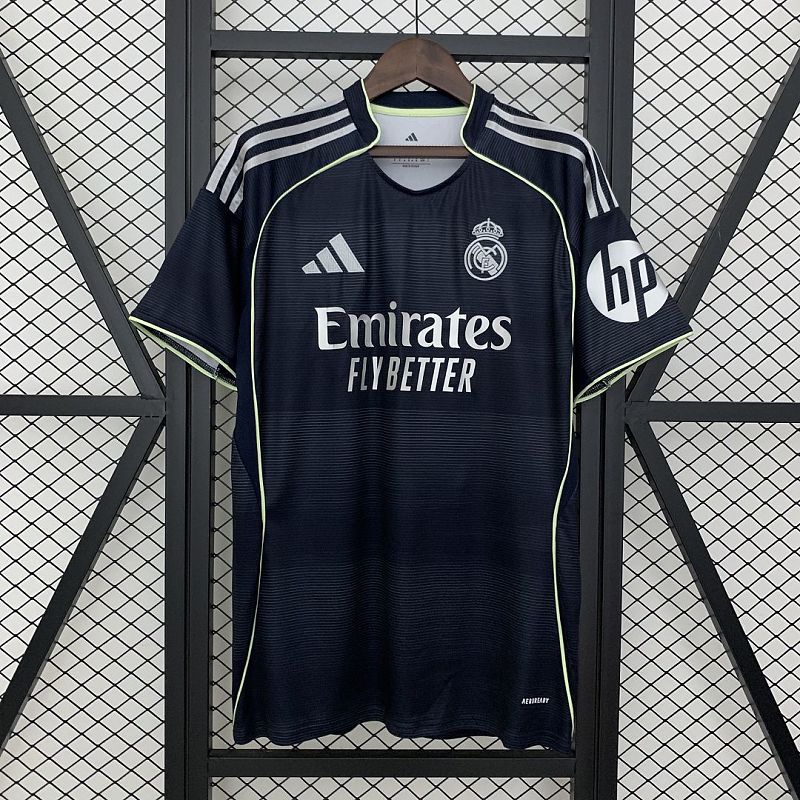 Real Madrid thuistenue 26/27 foto 5