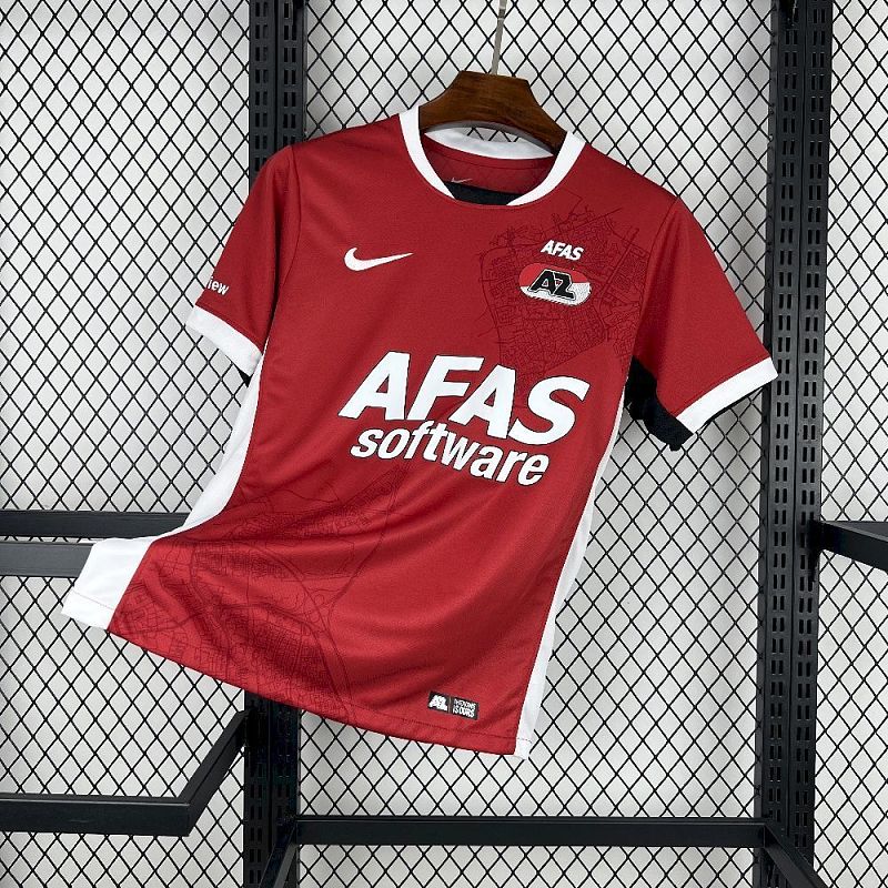 AZ Alkmaar thuistenue