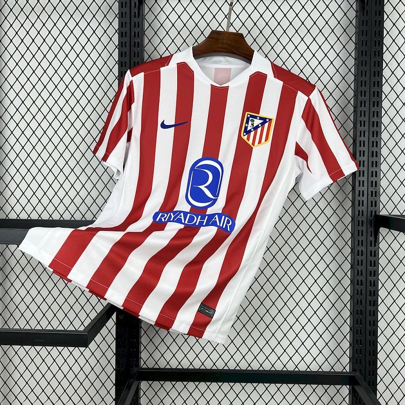 Atletico Madrid thuistenue 26/27 foto 3