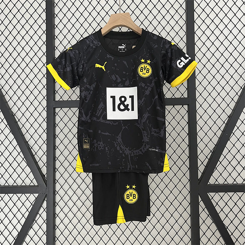 Borussia Dortmund thuistenue 26/27 foto 11
