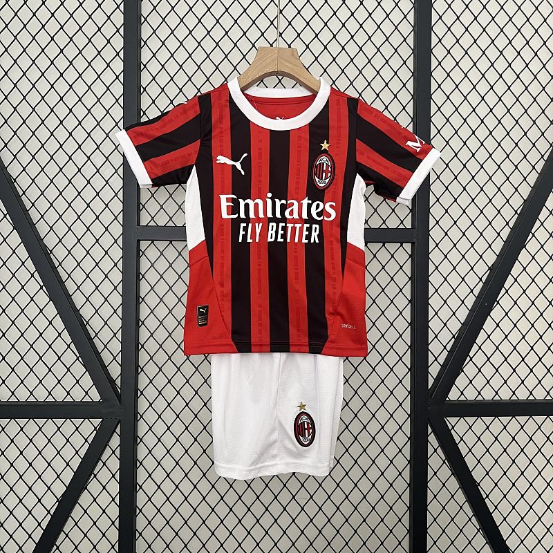 AC Milan thuistenue 26/27 foto 9