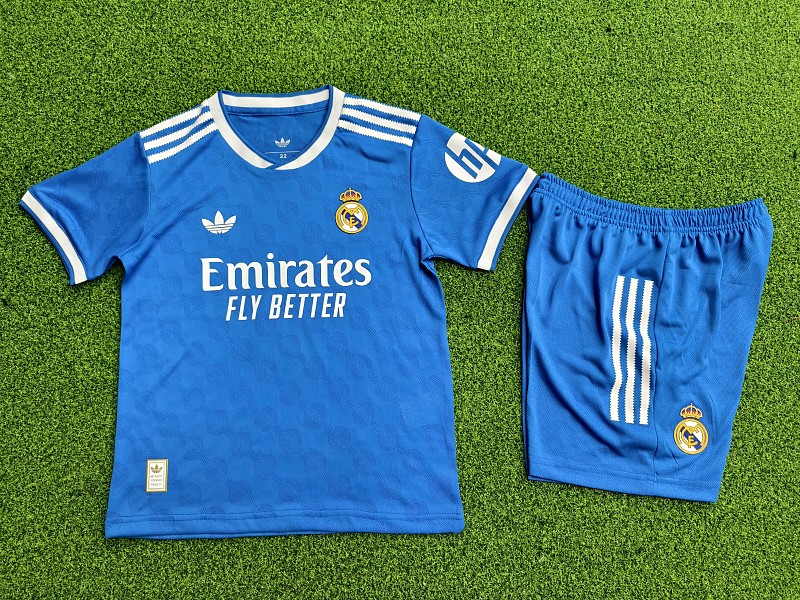 Real Madrid thuistenue 26/27 foto 7
