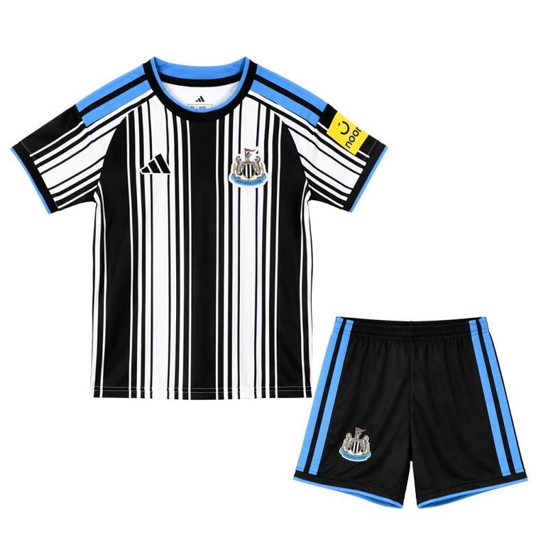 Newcastle United thuistenue 26/27 foto 2