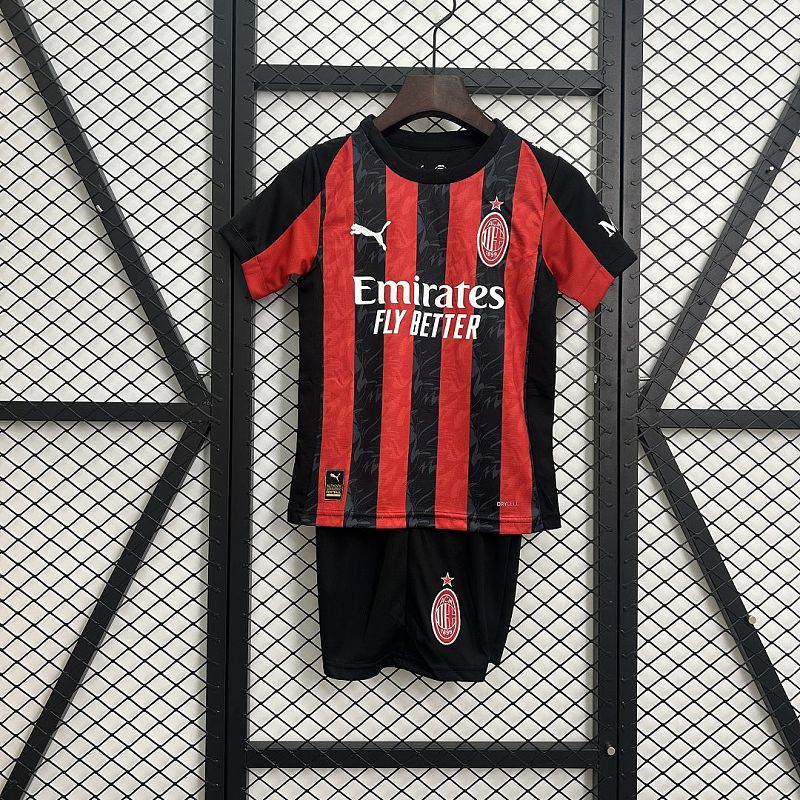 AC Milan thuistenue 26/27 foto 6
