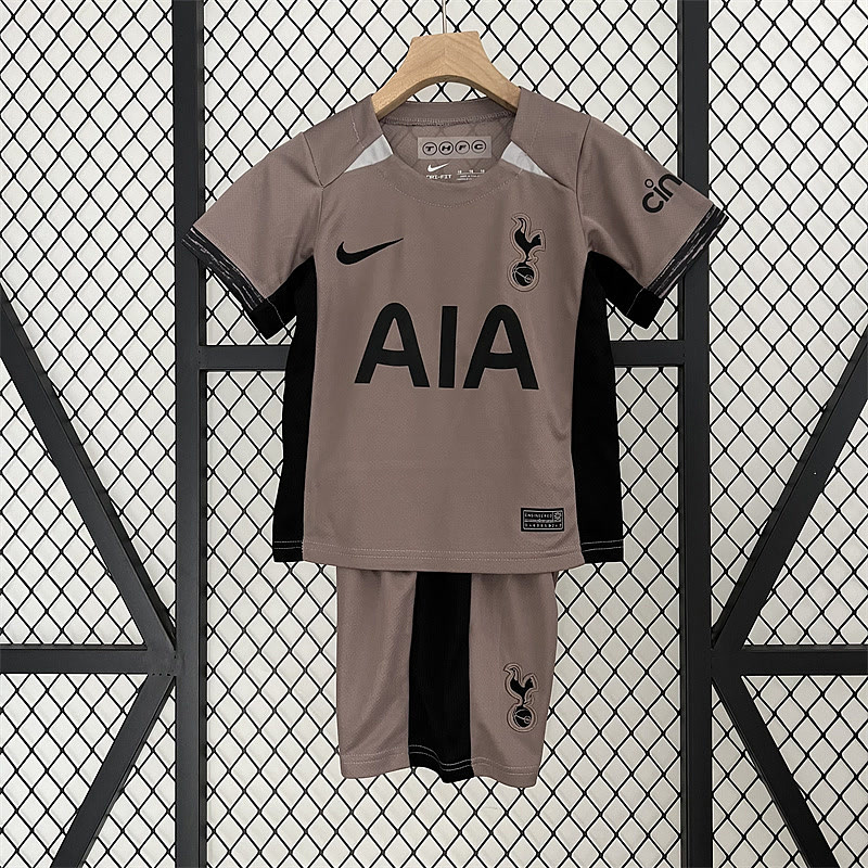 Tottenham thuistenue 26/27 foto 14