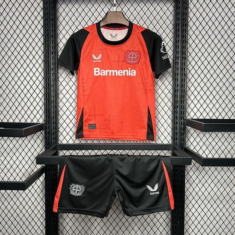 Bayer Leverkusen thuistenue 25/26 foto 5